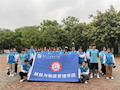 财经与物流管理学院在“一站式”学生社区开展“劳动践初心，除草迎花开”志愿服务活动