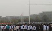 电子信息工程学院举行升旗仪式暨“三月春风暖人心，雷锋精神伴我行”主题宣讲
