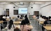 电子信息工程学院2022虚拟现实技术应用1班开展“抓实就业教育，拓展就业思路”的主题班会