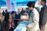 魅力柳职铸英才，八方伯乐多青睐——柳州市2011届高校毕业生供需见面会暨柳州职业技术学院专场招聘会隆重举行
