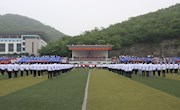 运动与激情齐集一身，竞技与娱乐共冶一炉——我院第十六届田径运动会开幕