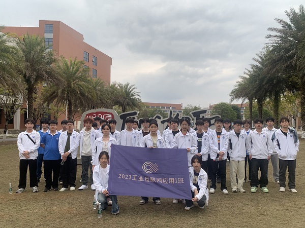 志愿者2