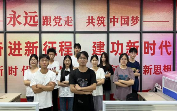 “党建+竞赛先锋行动”现场