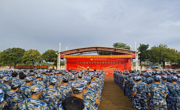 机电工程学院举行“青春奋进正当时，砥砺前行新征程”新学期升旗仪式