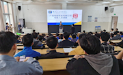 提升职业素养，打造合格员工 ——机电工程学院开展“企业家进校园之职业生涯规划”讲座
