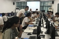 我?？剐Ｔ巴?、机房、网络教学平台使用情况大检查
