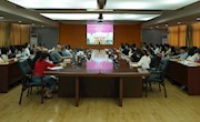 我校组织观看2021年全区优秀教师先进事迹报告会