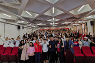 中国登山界传奇人物张梁先生到我校作“超越梦想，永不止步”专题讲座