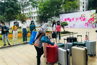 “同学们，欢迎回校！”——我校社湾校区首批非毕业班学生今日返校