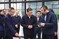 自治区人民政府副主席、党组成员李常官莅临我校指导调研