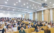 贸易与旅游管理学院召开2018级空中乘务、民航安全技术管理专业学生实习动员工作大会