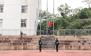 贸易与旅游管理学院举行升旗仪式暨“践行社会主义核心价值观，做新时代好青年”主题教育活动