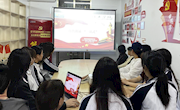 贸易与旅游管理学院在“一站式”学生社区开展“声入人心，红动柳职“主题系列活动