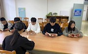 贸易与旅游管理学院开展“00后话百年”主题团日活动