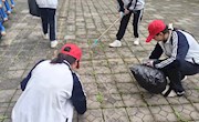 贸易与旅游管理学院开展“弘扬雷锋精神 文明实践行动” 志愿者活动