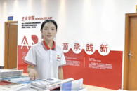 艺术学院开展毕业生党员“诵读党报强信念，青春向党启新程”主题朗读活动