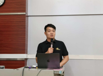 艺术学院优秀校友、知名设计师苏敏返?？病吧杓瓶巍?——艺术学院企业开放周暨毕业设计展系列活动