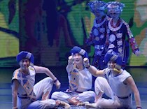 艺术学院参加2019年柳州文博旅游艺术周全民艺术普及日之精品艺术公益活动课堂