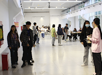 艺术学院举办喜迎中秋国庆双节游园活动