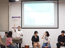 艺术学院开展“心悦‘鼓圈’，‘艺’起行动”音乐心理疗愈沙龙