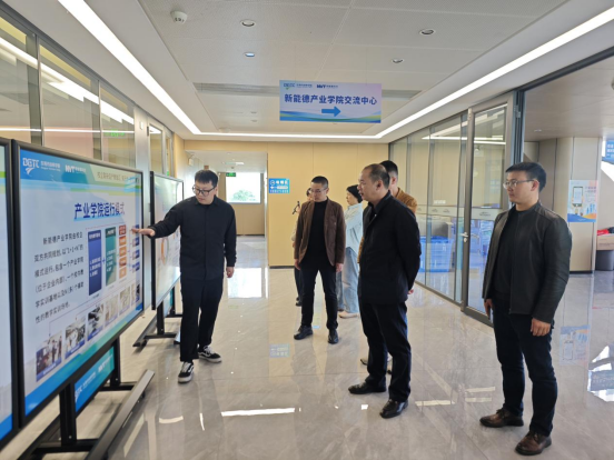 【访企拓岗促就业】深化产教融合 共筑就业桥梁——校长甘金明率队开展“访企拓岗”专项行动