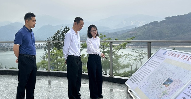 【访企拓岗促就业】校党委书记刘子林率队深入广西大藤峡水利枢纽开发有限责任公司考察调研