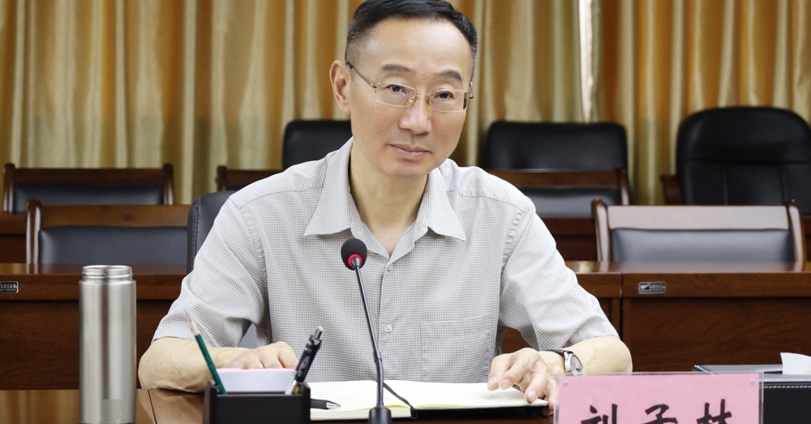 我校召开2025届毕业生就业“百日冲刺”专项行动工作推进会暨就业监测工作培训会